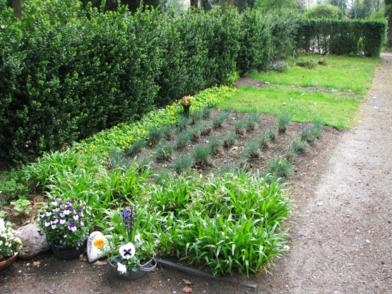 Gemeinschaftsgrab ohne Namensnennung